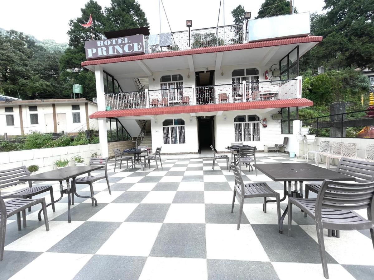 Hotel Prince ! Nainital Mall Road-Prime-Location In-Front-Of-Naini-Lake Hygiene-And-Spacious-Room エクステリア 写真